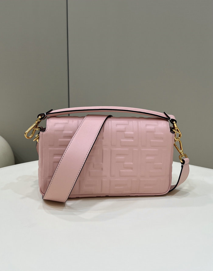 Fendi Baguette Medium Leather Bag Pink F0135