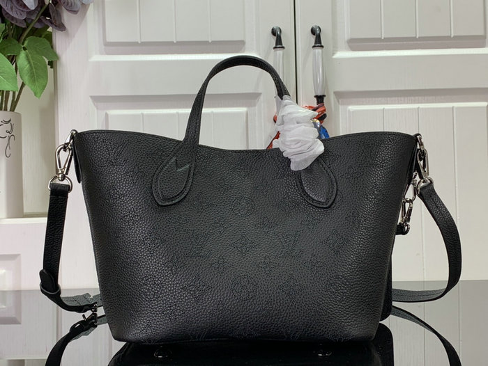 Louis Vuitton Blossom PM Black M21909