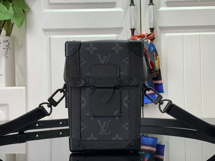 Louis Vuitton Vertical Trunk Wearable Wallet M82077