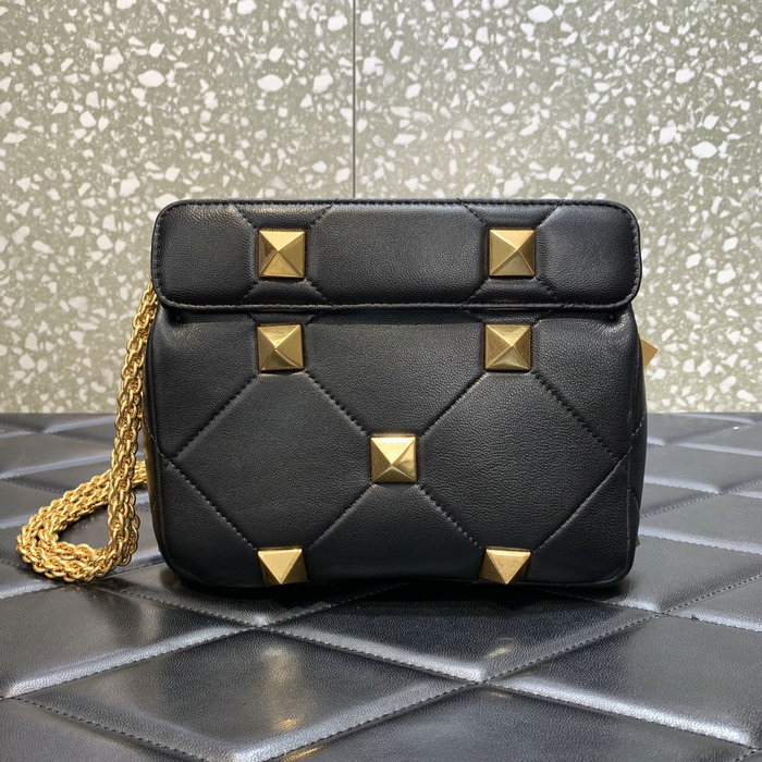 Valentino Small Roman Stud The Shoulder Bag Black WB0l04