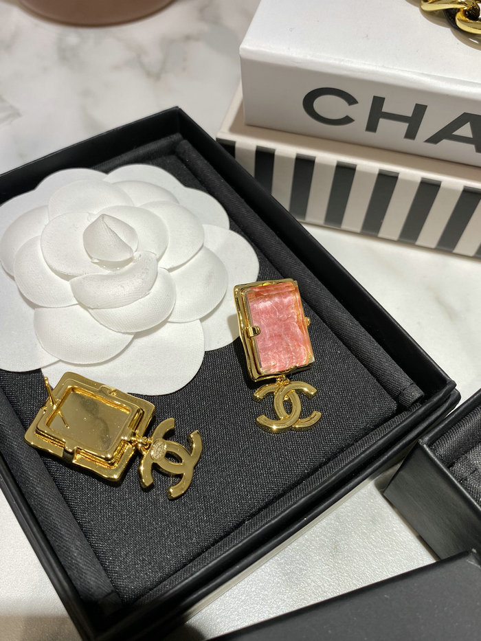 Chanel Brooch CR08