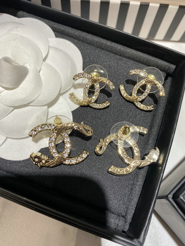 Chanel Brooch CR09