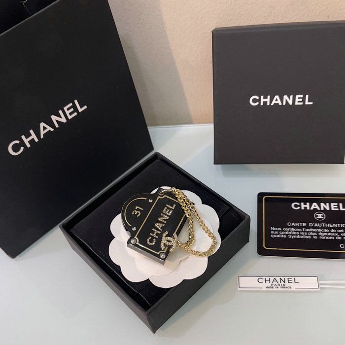 Chanel Brooch CR11