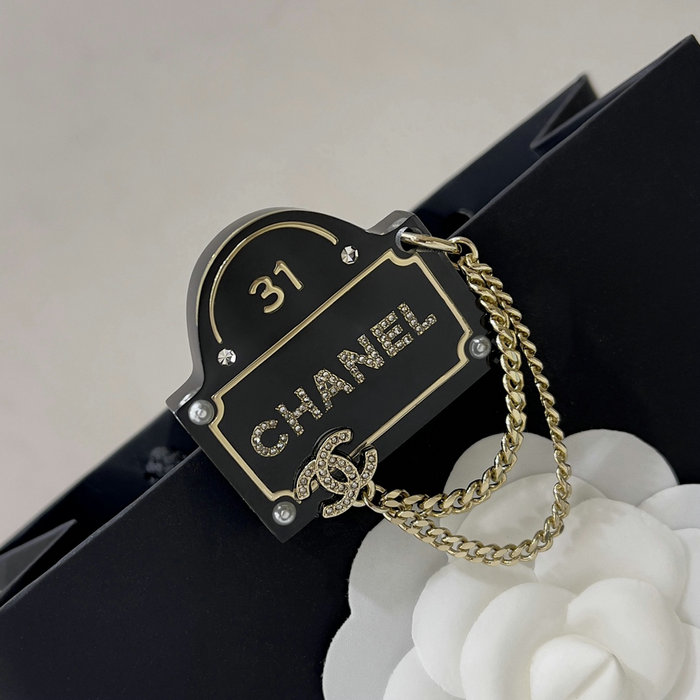 Chanel Brooch CR11