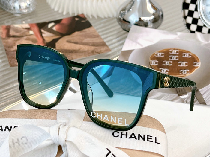 Chanel Sunglasses SCH0735