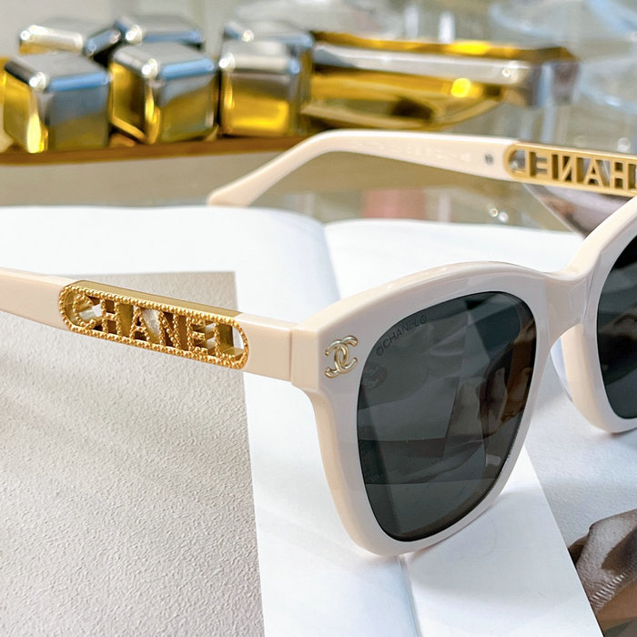 Chanel Sunglasses SCH0774