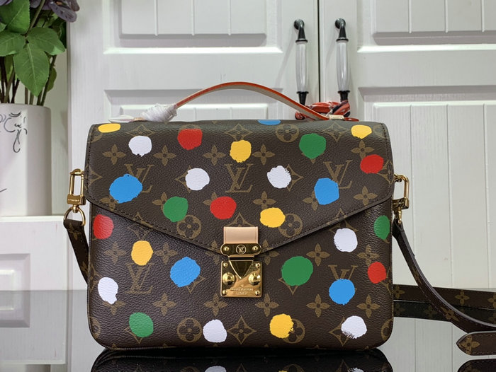 LV x YK Pochette Metis M46384