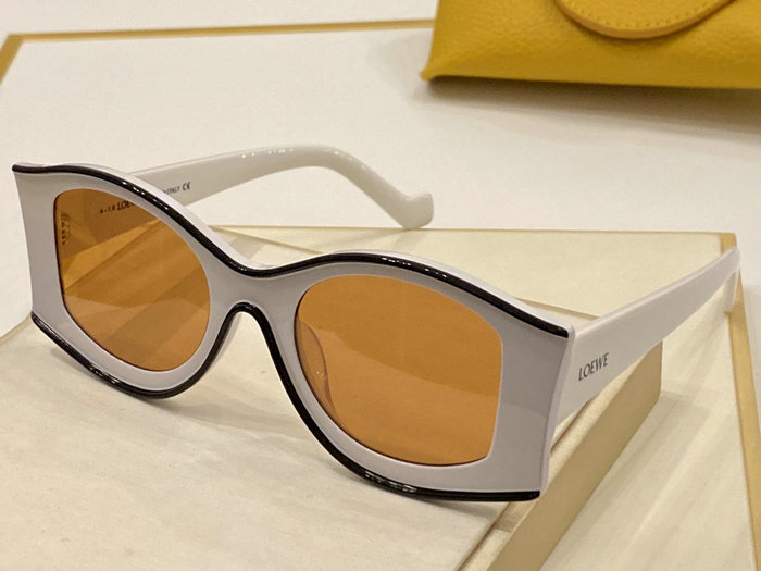 Loewe Sunglasses SL03051