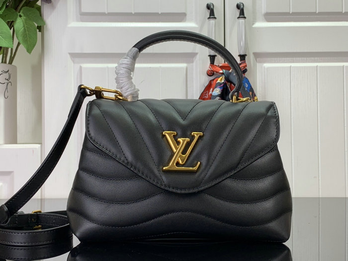 Louis Vuitton Hold Me Black M21720