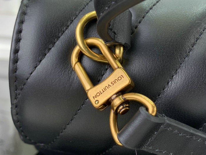 Louis Vuitton Hold Me Black M21720