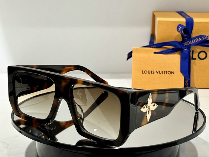 Louis Vuitton Sunglasses SZ2615W