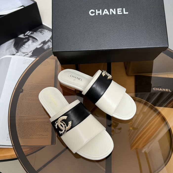 Chanel Slippers CS03172