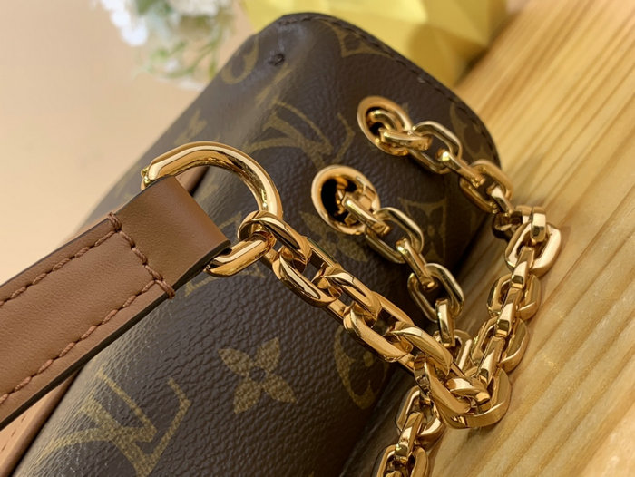 Louis Vuitton Marceau Camel M46126