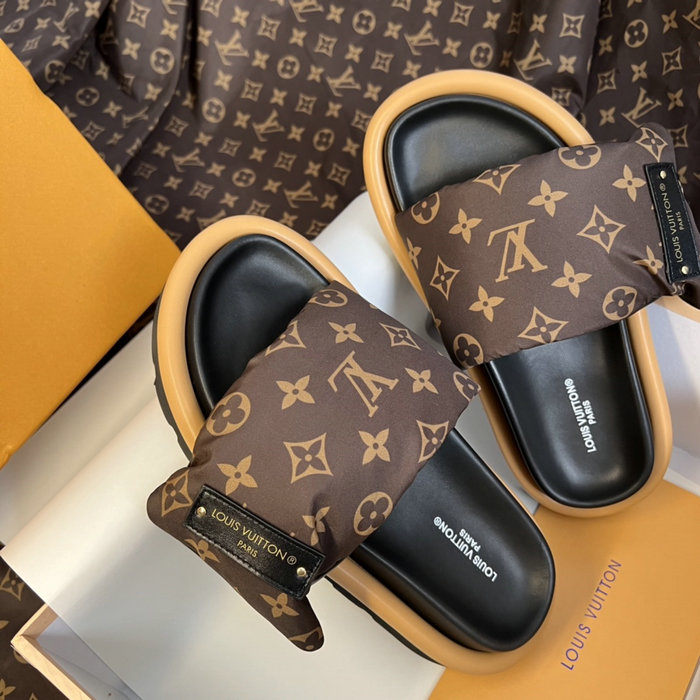 Louis Vuitton Slippers LS03174