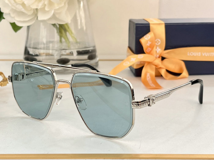 Louis Vuitton Sunglasses SZ1739E