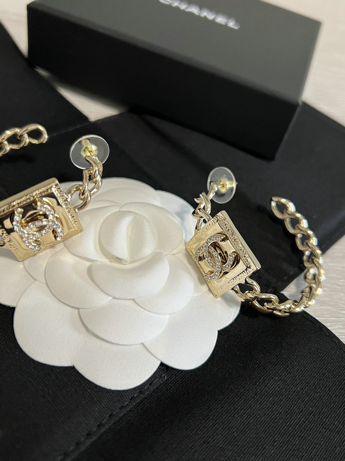 Chanel Earrings CE45