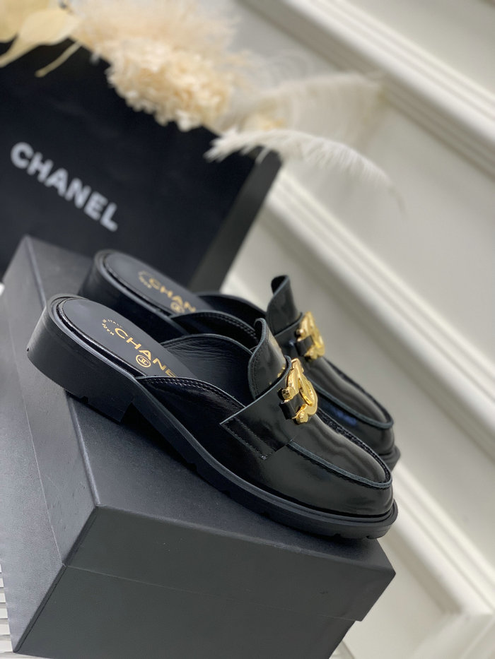 Chanel Sippers CS03232