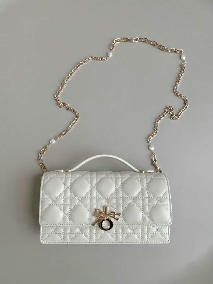 Mini Miss Dior Bag White D3370