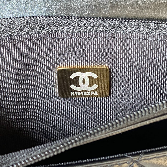 Chanel Shiny Calfskin Wallet On Chain Black AP3240