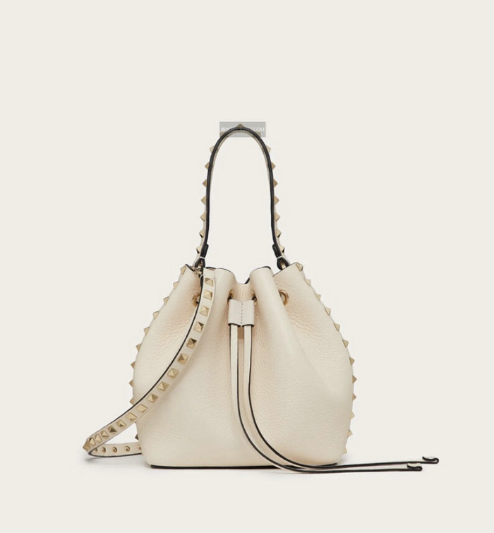 Valentino Garavani Rockstud bucket bag White V0319