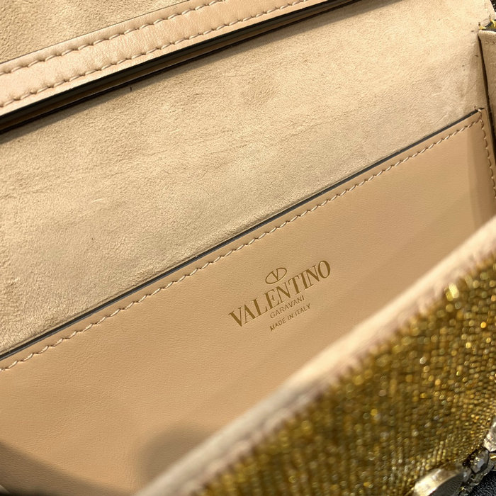 Valentino Garavani Small VLOGO Signature Shoulder Bag V5032