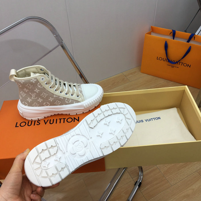 LV Sneaker LS04026