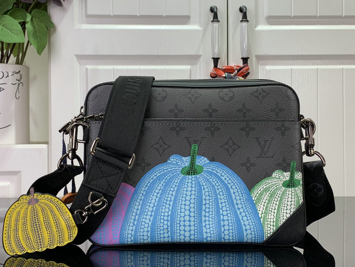 LV x YK Trio Messenger M46435