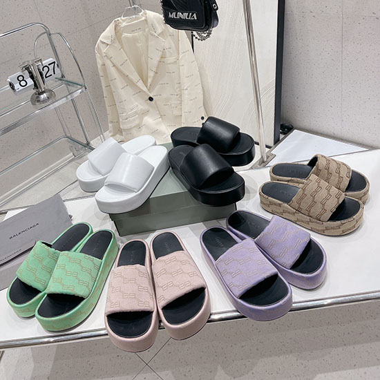 Balenciaga Slides BAS04101