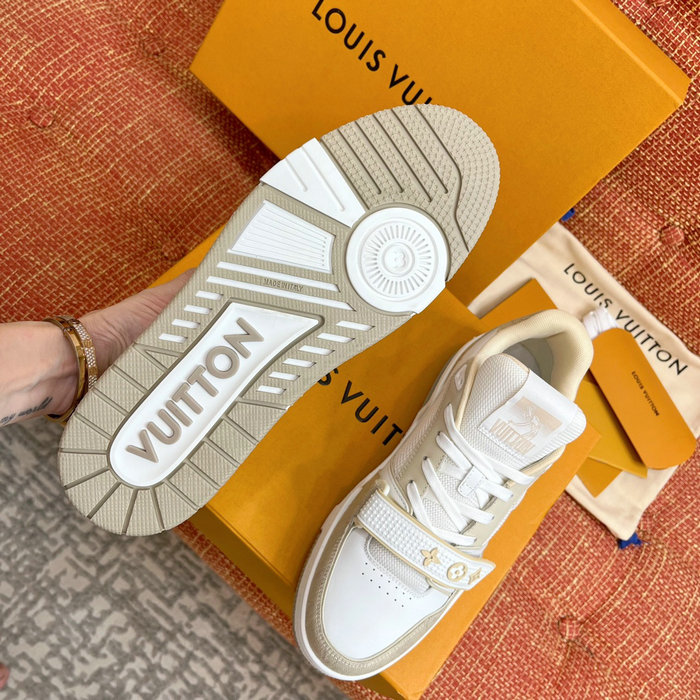 Louis Vuitton Sneakers LS04063