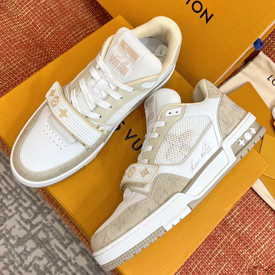 Louis Vuitton Sneakers LS04063