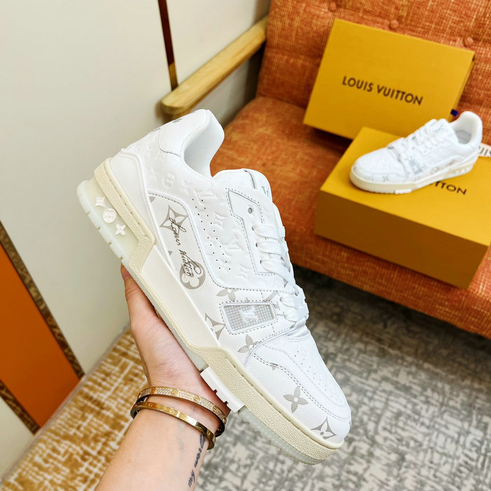 Louis Vuitton Sneakers LS04066