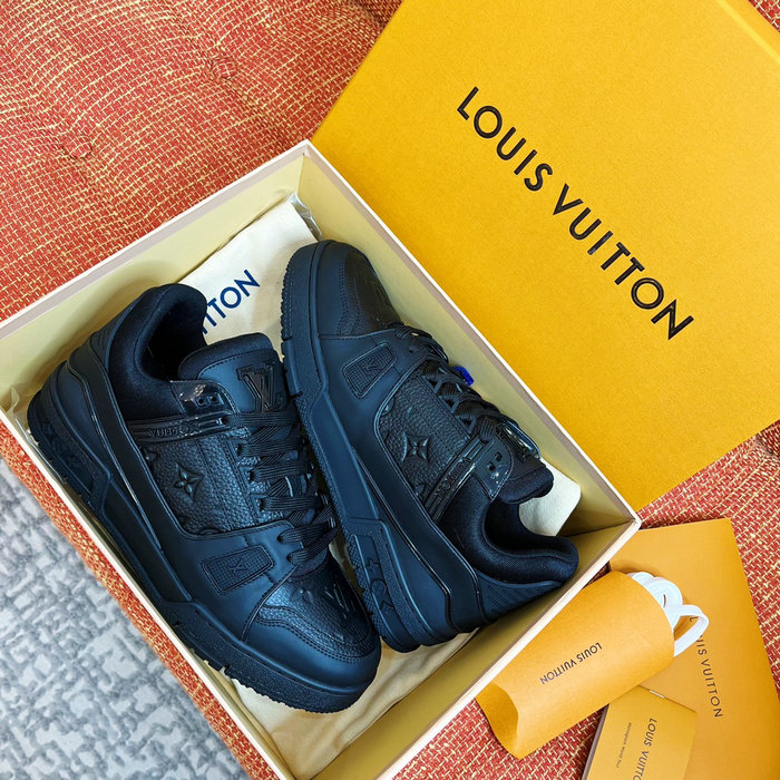 Louis Vuitton Sneakers LS04073