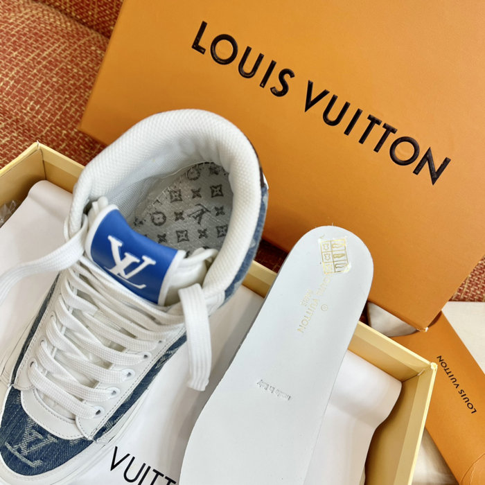 Louis Vuitton Sneakers LS04104