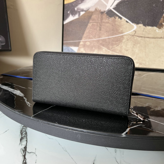 Louis Vuitton Taiga Zippy Wallet M42616