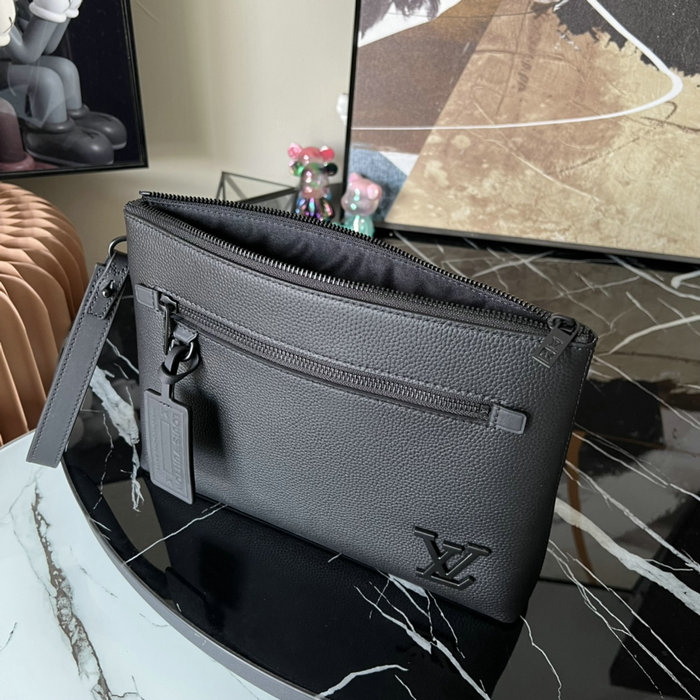 Louis Vuitton Takeoff Pouch Black M69837