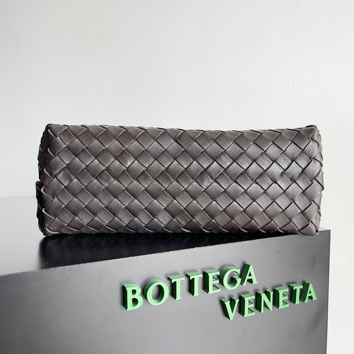 Bottega Veneta Medium Andiamo Tote Bag Coffee B743572