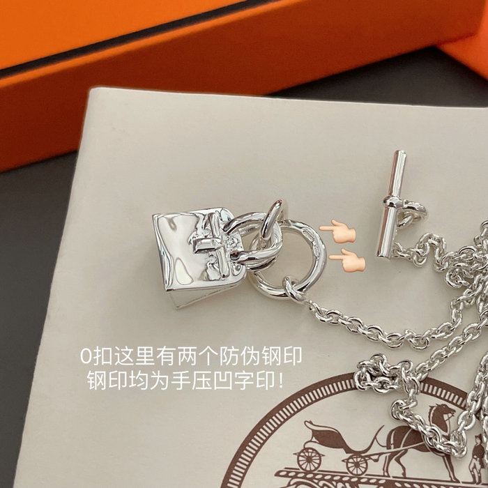 Hermes Necklace HN04171