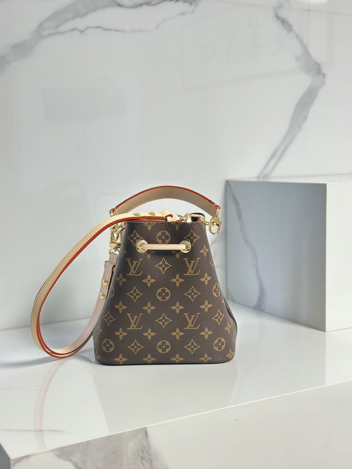 Louis Vuitton NeoNoe BB M46581