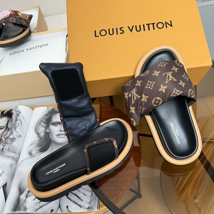 Louis Vuitton Slides SIL042102