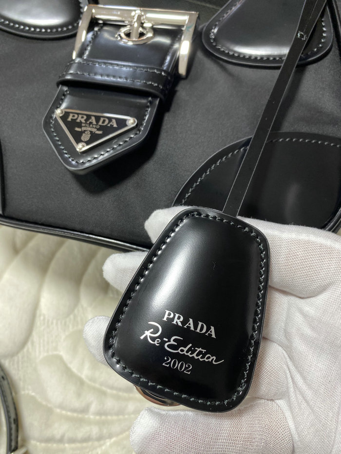 Prada Moon Re-Nylon and leather bag 1BA381