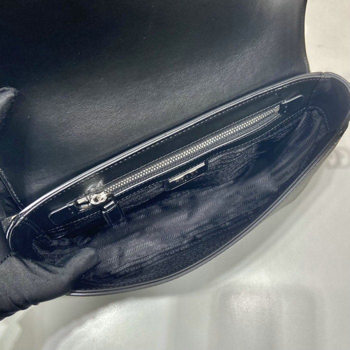 Prada Saffiano leather shoulder bag Black 2VD046