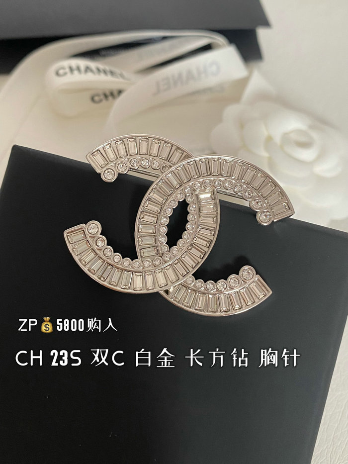 Chanel Brooch CR17