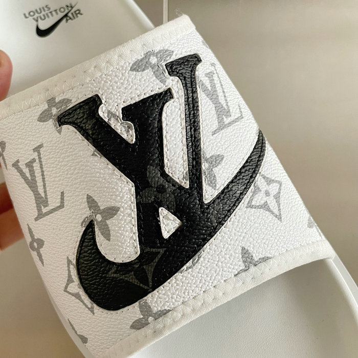 Louis Vuitton Slides SNL042705