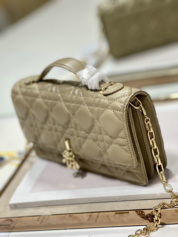 MISS DIOR MINI BAG Beige D0980