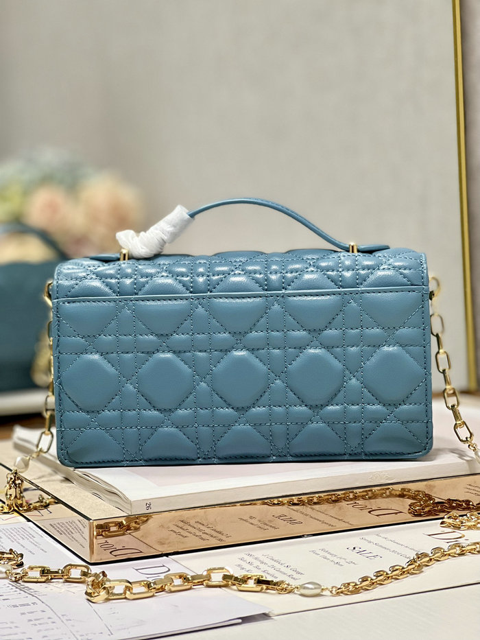 MISS DIOR MINI BAG Blue D0980