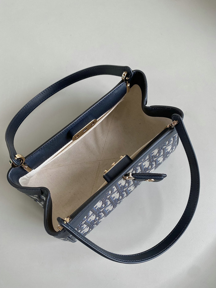 Small Dior Key Bag D6098