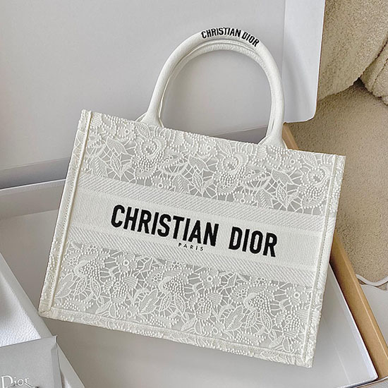 Medium Dior Or Dior Book Tote White M1296