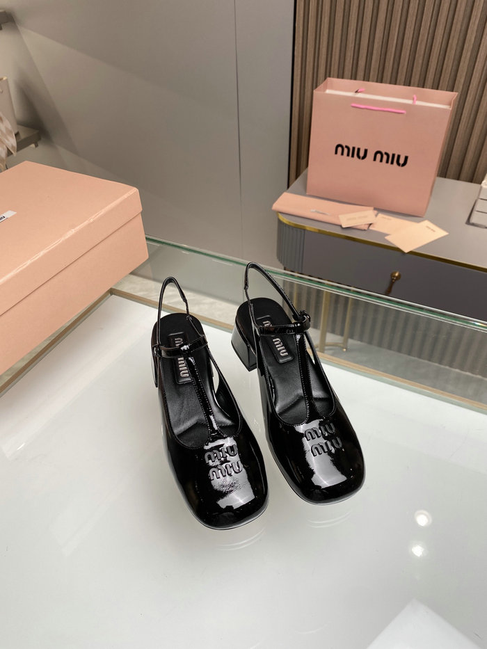 Miu Miu Pumps SNM050504