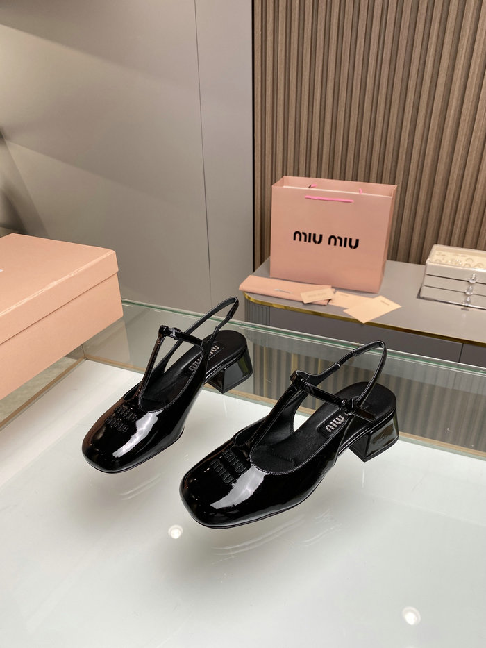 Miu Miu Pumps SNM050504