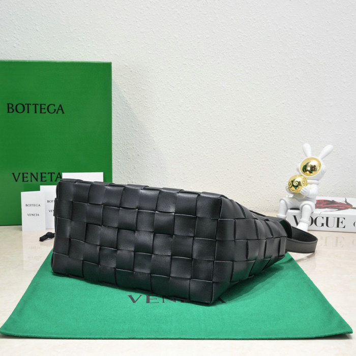 Bottega Veneta Bowling Cassette Bag Black B730327